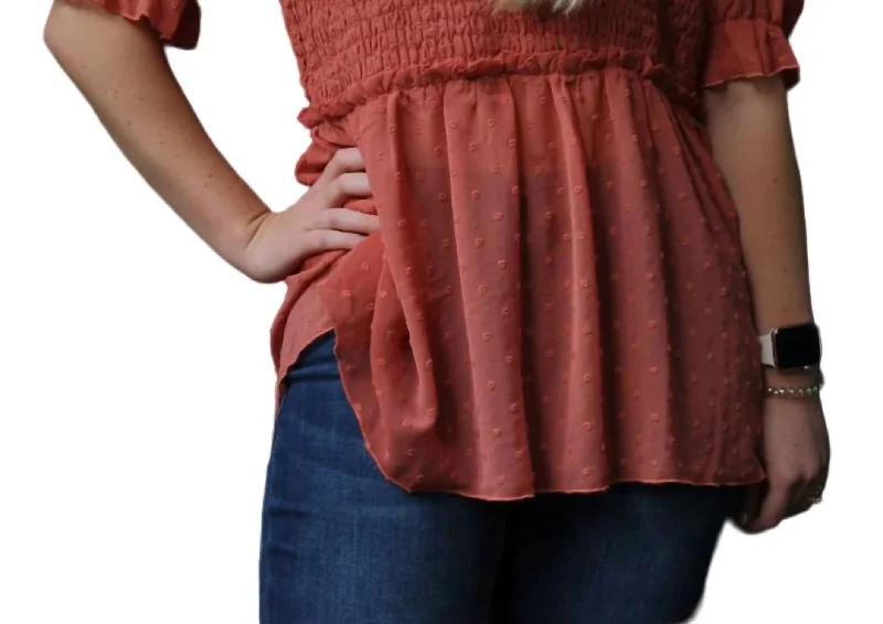 Short Sleeve Smocked Top In Rust